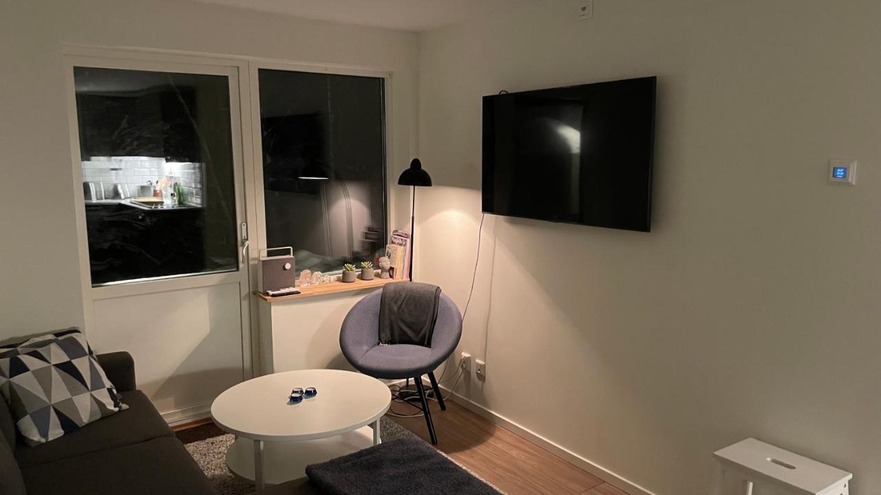 Апартаменты Areskutans Laegenhet Med Laddning Foer Bil 22Kw Husa Экстерьер фото